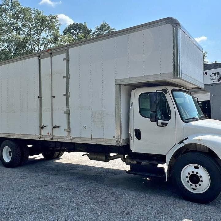 2023 Freightliner M2
