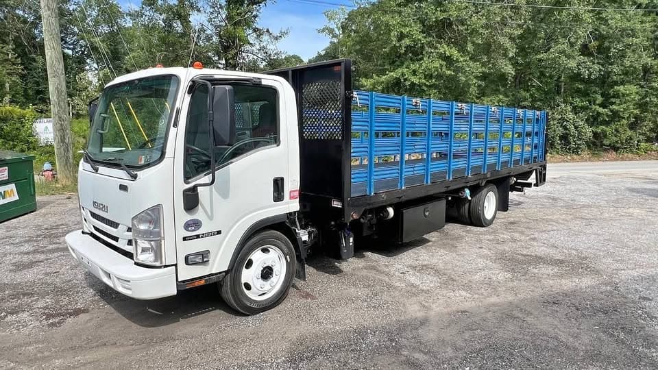 2017 Isuzu NRR