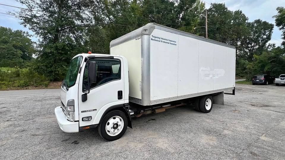 2024 Isuzu NPR HD