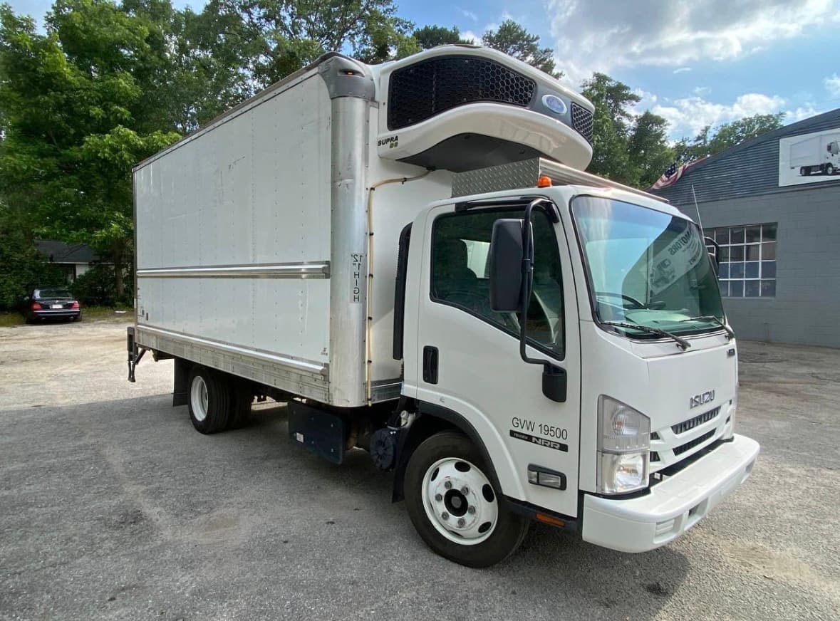 2021 Isuzu NRR