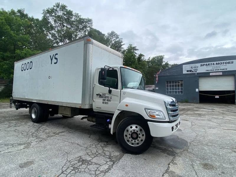 2024 Hino 268