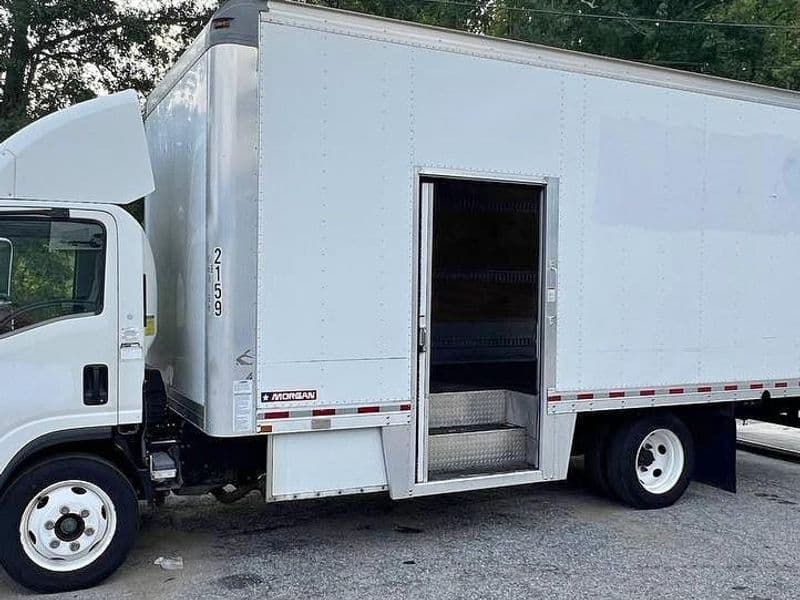 2019 Isuzu NPR HD